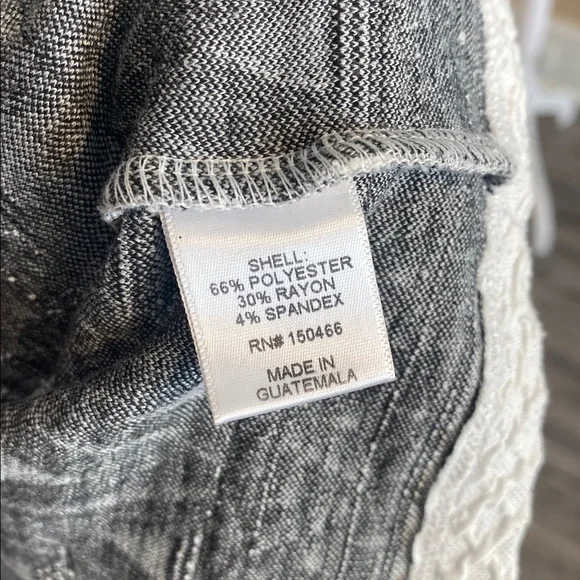 NWOT 41 HAWTHORN Stretchy Embroidered Pencil Skirt L - Picture 6 of 6